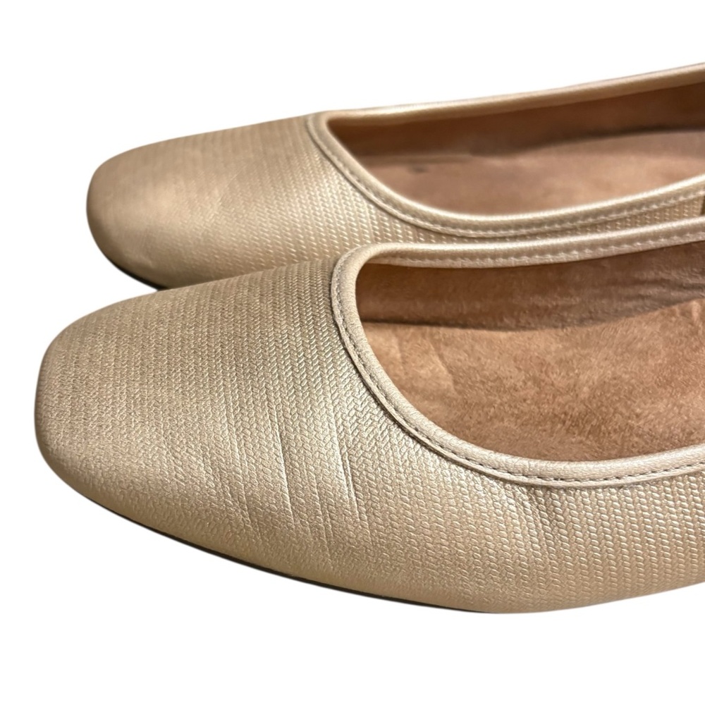 VIONIC Orinda Square Toe Leather Orthotic Ballet Flats in Gold Shimmer Size 9 - Picture 2 of 10
